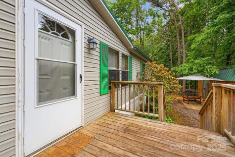 15 Robin Lane Asheville NC 28806