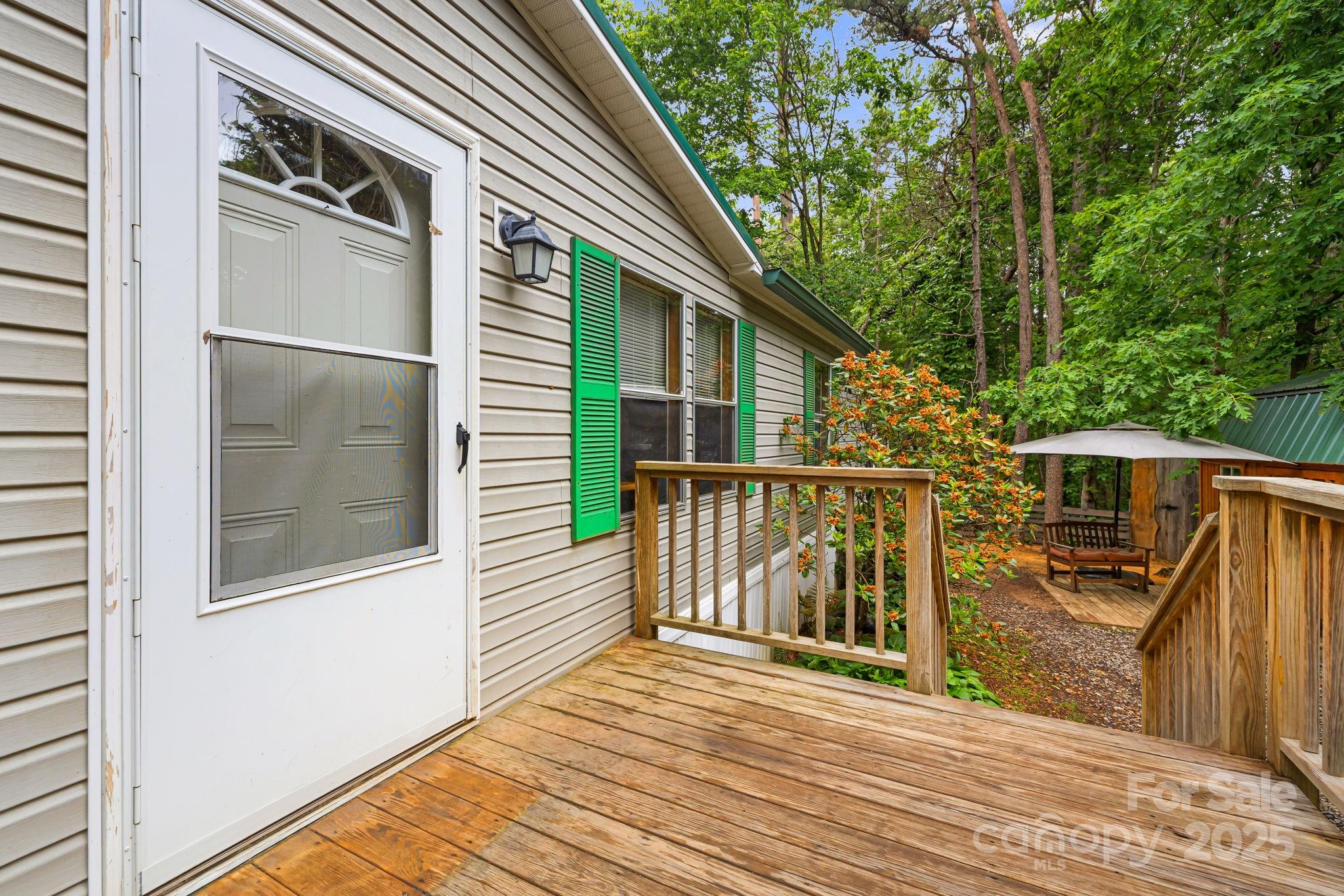 15 Robin Lane Asheville NC 28806