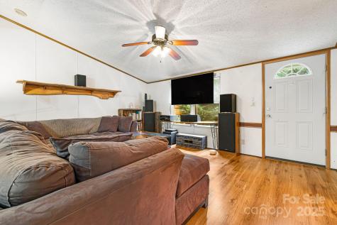 15 Robin Lane Asheville NC 28806