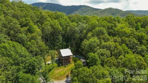 241 Golden Hawk Drive Bryson City NC 28713