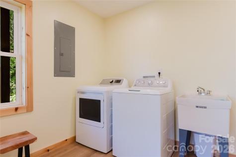 241 Golden Hawk Drive Bryson City NC 28713