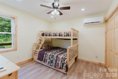 241 Golden Hawk Drive Bryson City NC 28713