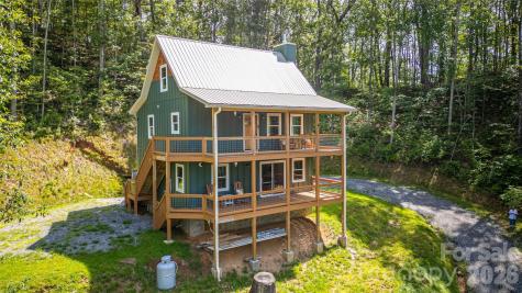 241 Golden Hawk Drive Bryson City NC 28713