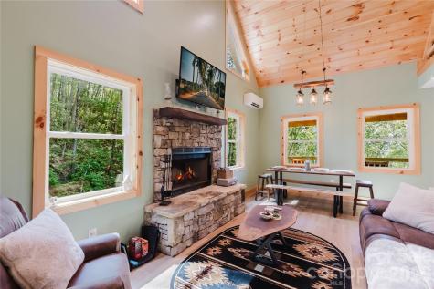 241 Golden Hawk Drive Bryson City NC 28713