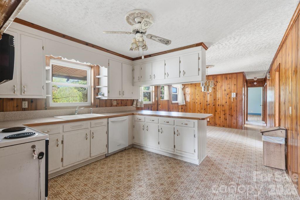 4108 Terry Terrace Matthews NC 28105