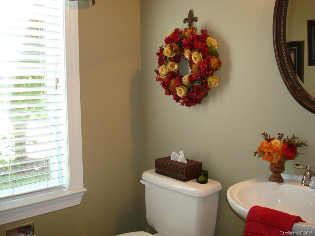 7102 Weddington Brook Drive Matthews NC 28104