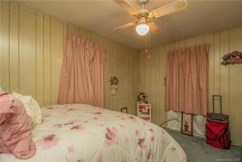 75 Broad Street Spruce Pine NC 28777