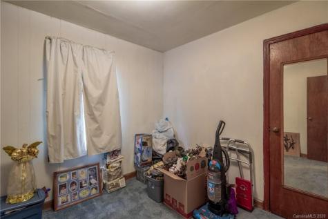 75 Broad Street Spruce Pine NC 28777