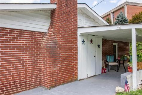 75 Broad Street Spruce Pine NC 28777