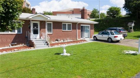 75 Broad Street Spruce Pine NC 28777