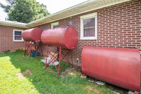 75 Broad Street Spruce Pine NC 28777