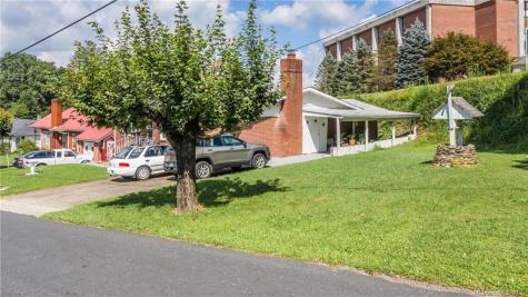 75 Broad Street Spruce Pine NC 28777