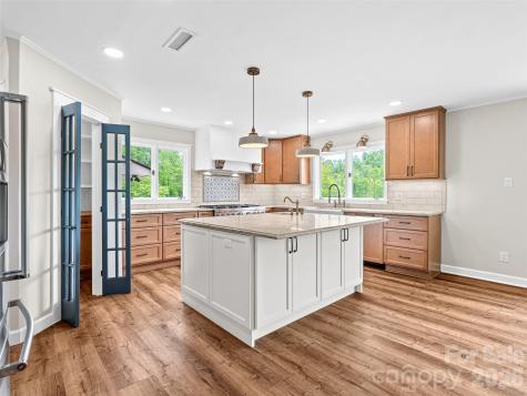 195 Red Bird Road Spruce Pine NC 28777