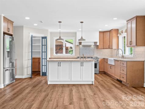 195 Red Bird Road Spruce Pine NC 28777