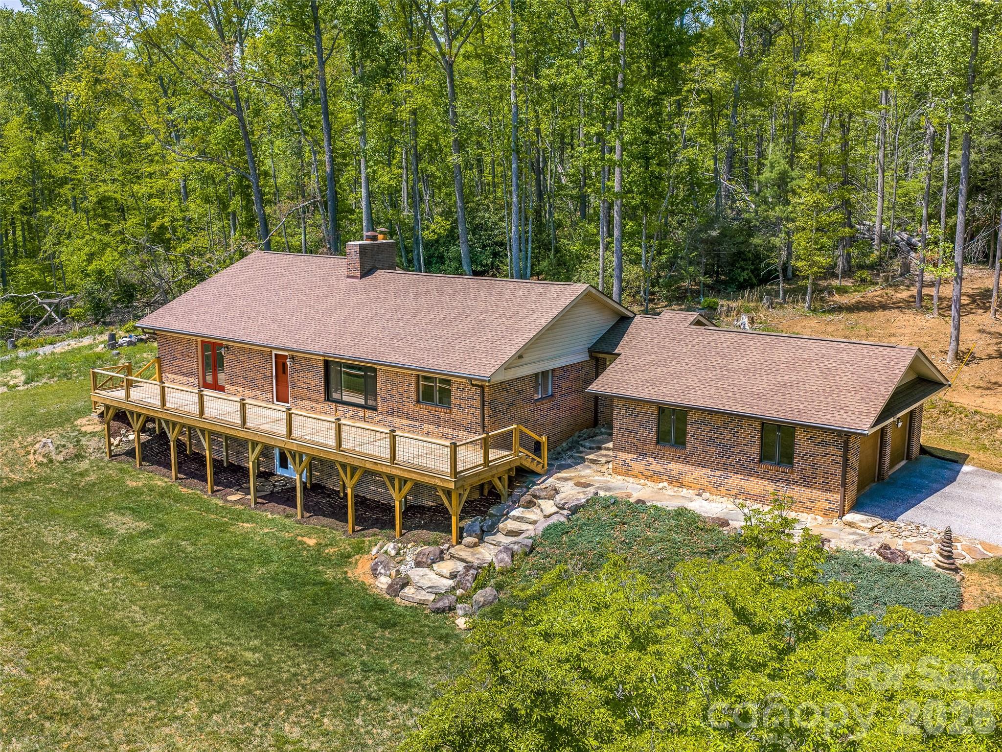 195 Red Bird Road Spruce Pine NC 28777