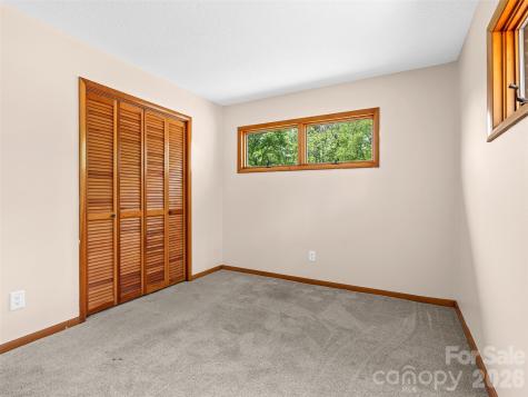 195 Red Bird Road Spruce Pine NC 28777