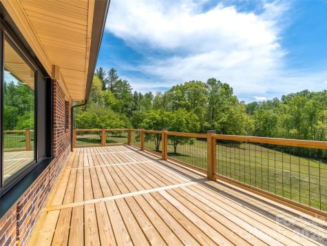 195 Red Bird Road Spruce Pine NC 28777