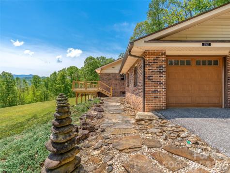 195 Red Bird Road Spruce Pine NC 28777