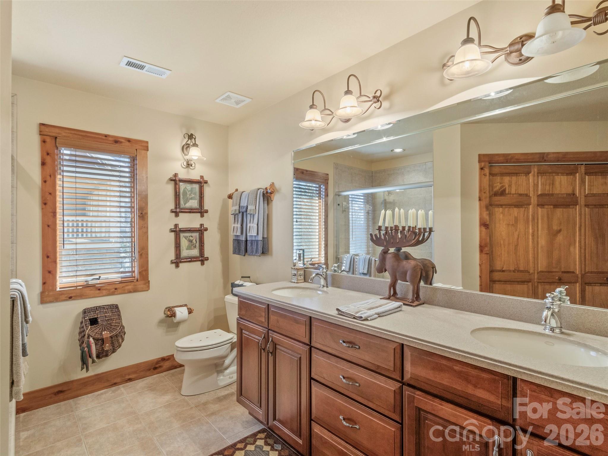 456 Spring House Drive Burnsville NC 28714