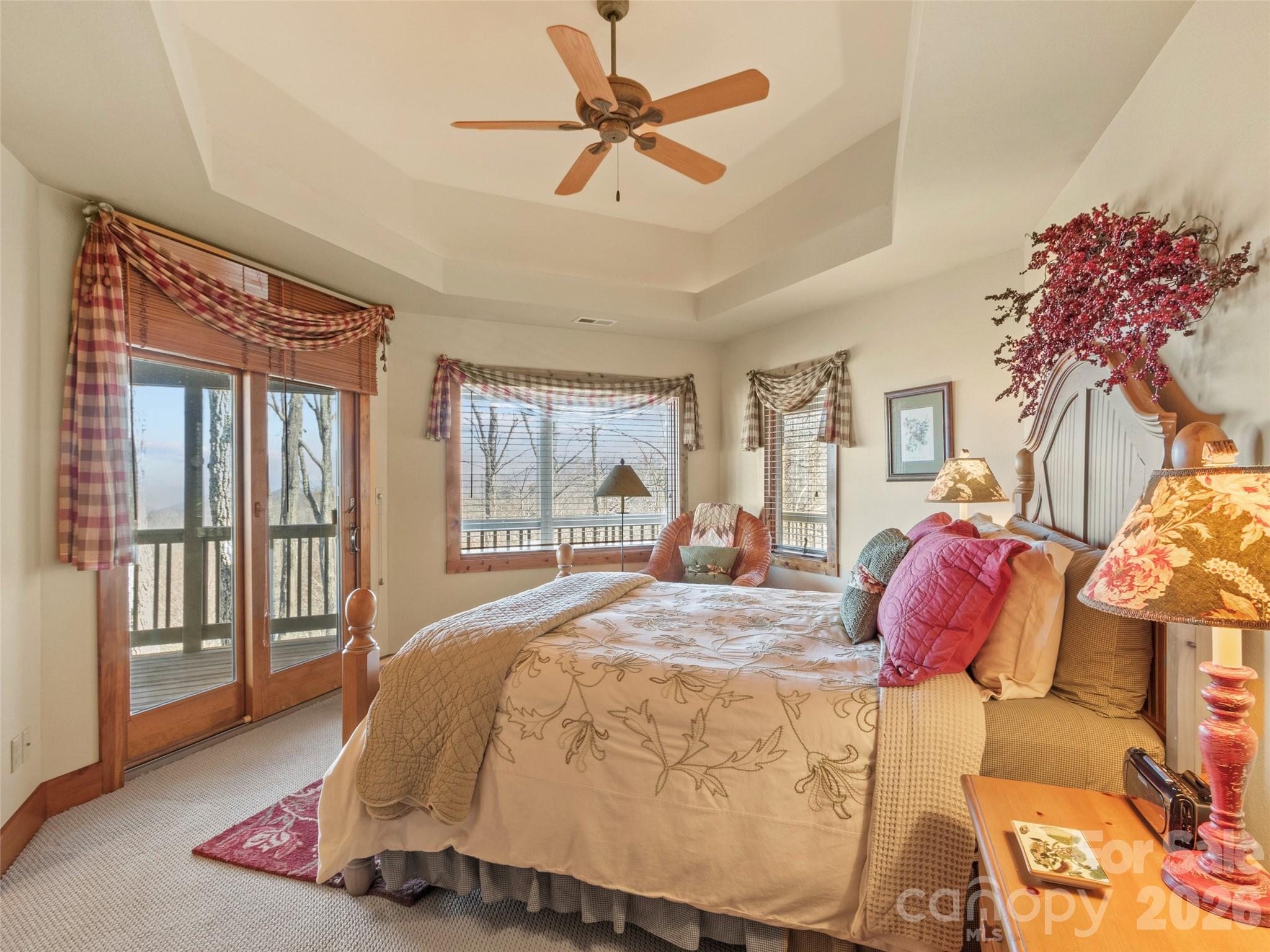 456 Spring House Drive Burnsville NC 28714