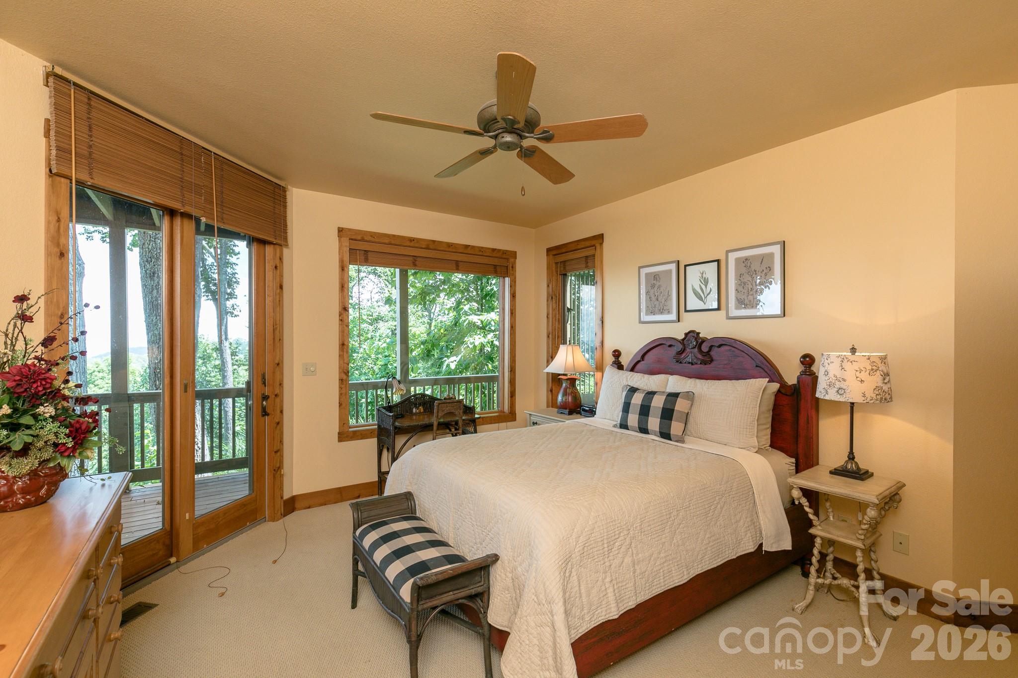 456 Spring House Drive Burnsville NC 28714