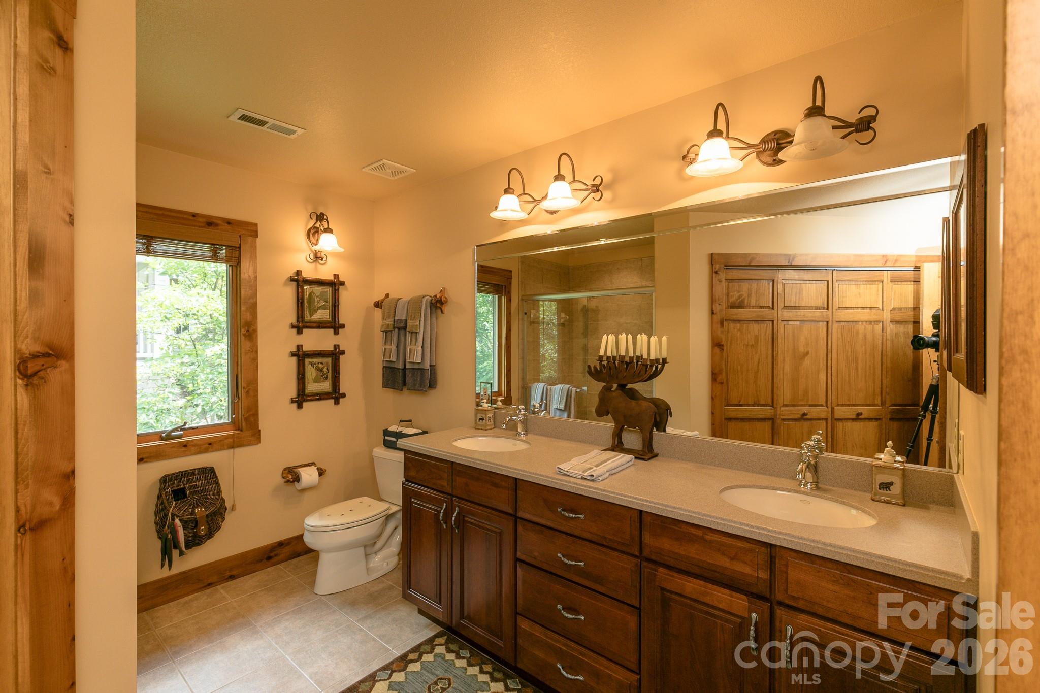 456 Spring House Drive Burnsville NC 28714
