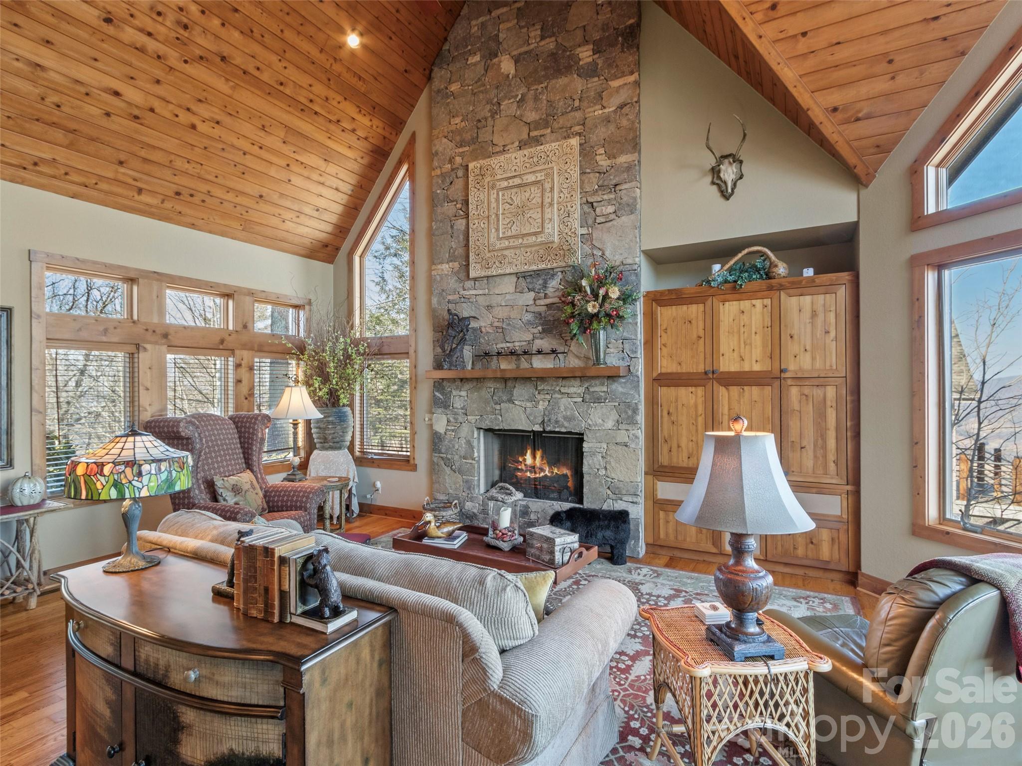 456 Spring House Drive Burnsville NC 28714