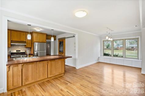 9436 Glen Brook Drive Charlotte NC 28215