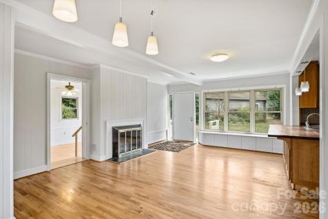 9436 Glen Brook Drive Charlotte NC 28215