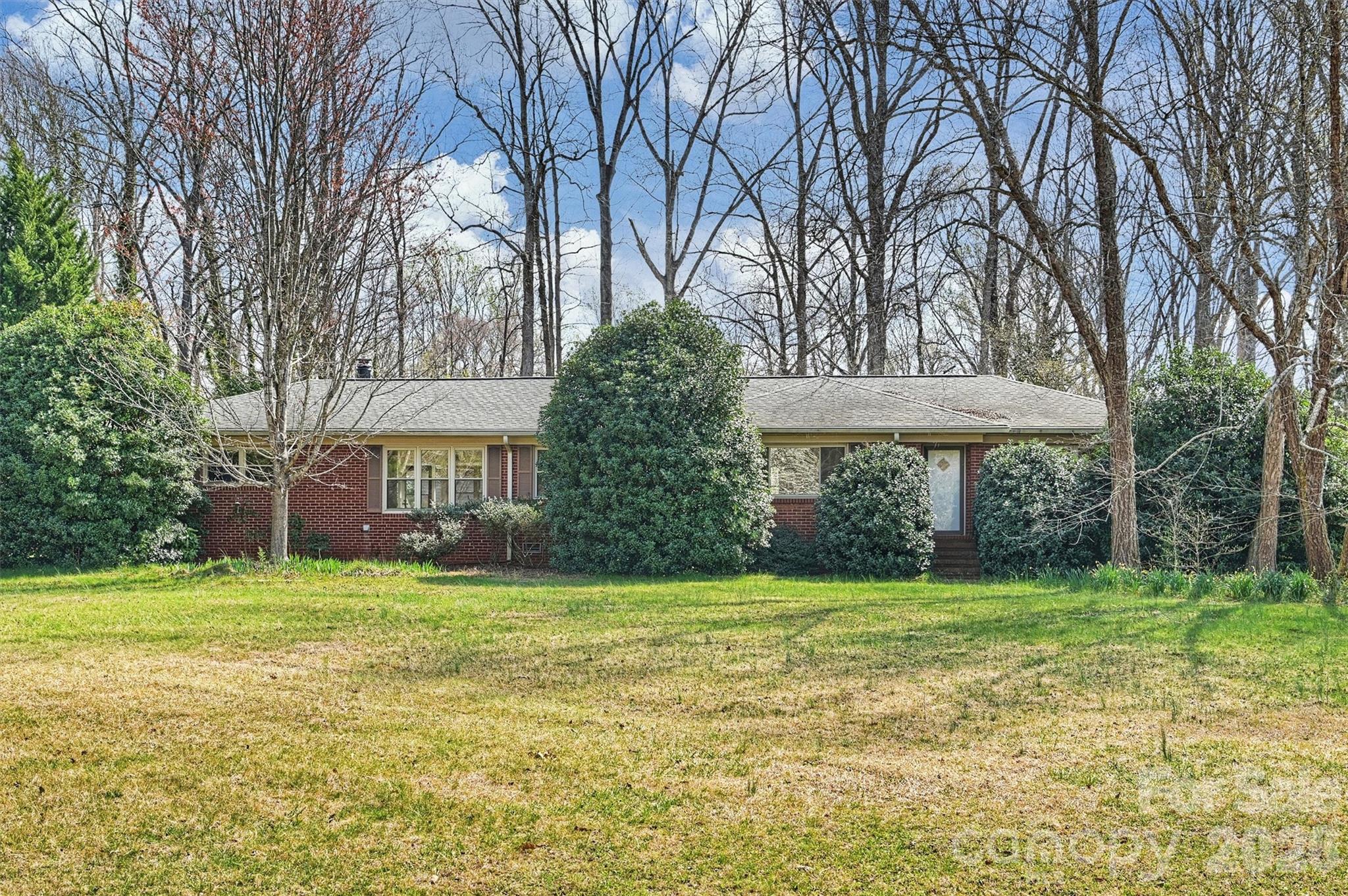 9436 Glen Brook Drive Charlotte NC 28215