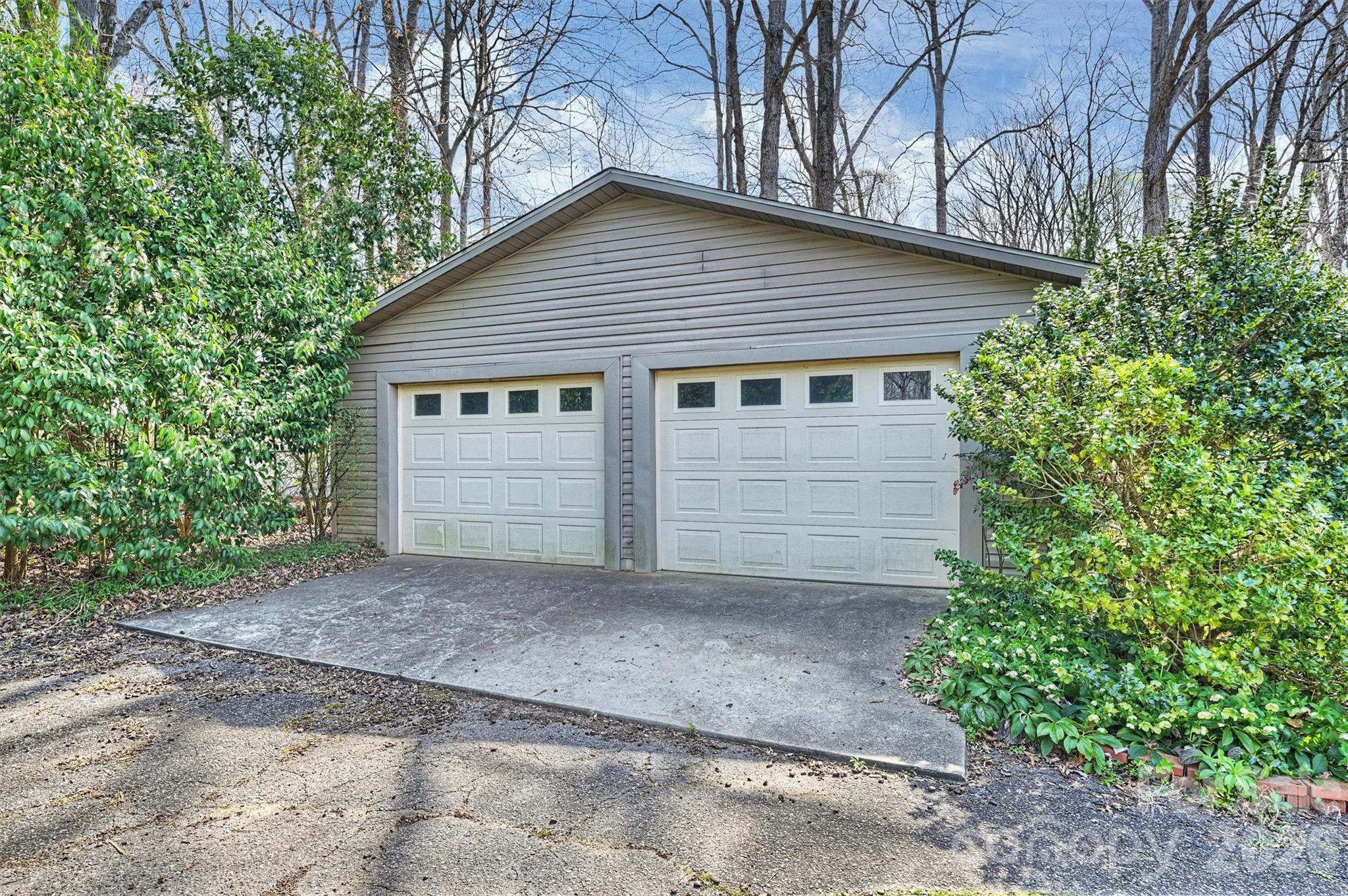 9436 Glen Brook Drive Charlotte NC 28215