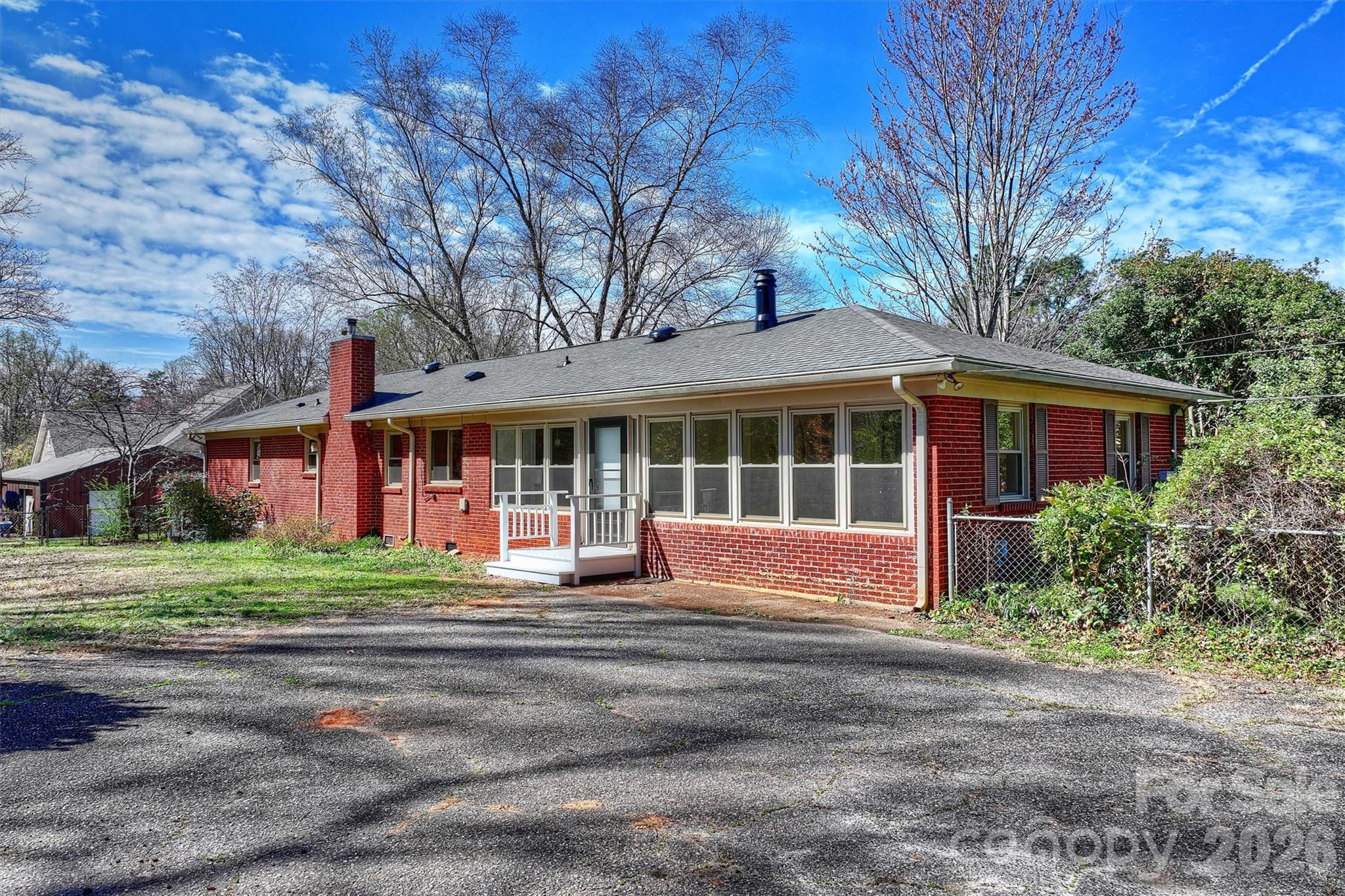 9436 Glen Brook Drive Charlotte NC 28215
