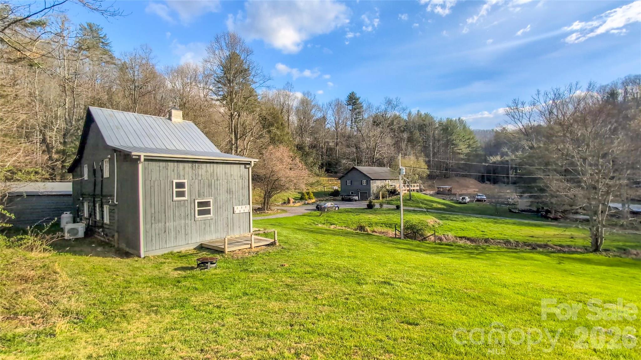 65 Happy Hollow Road Green Mountain NC 28740