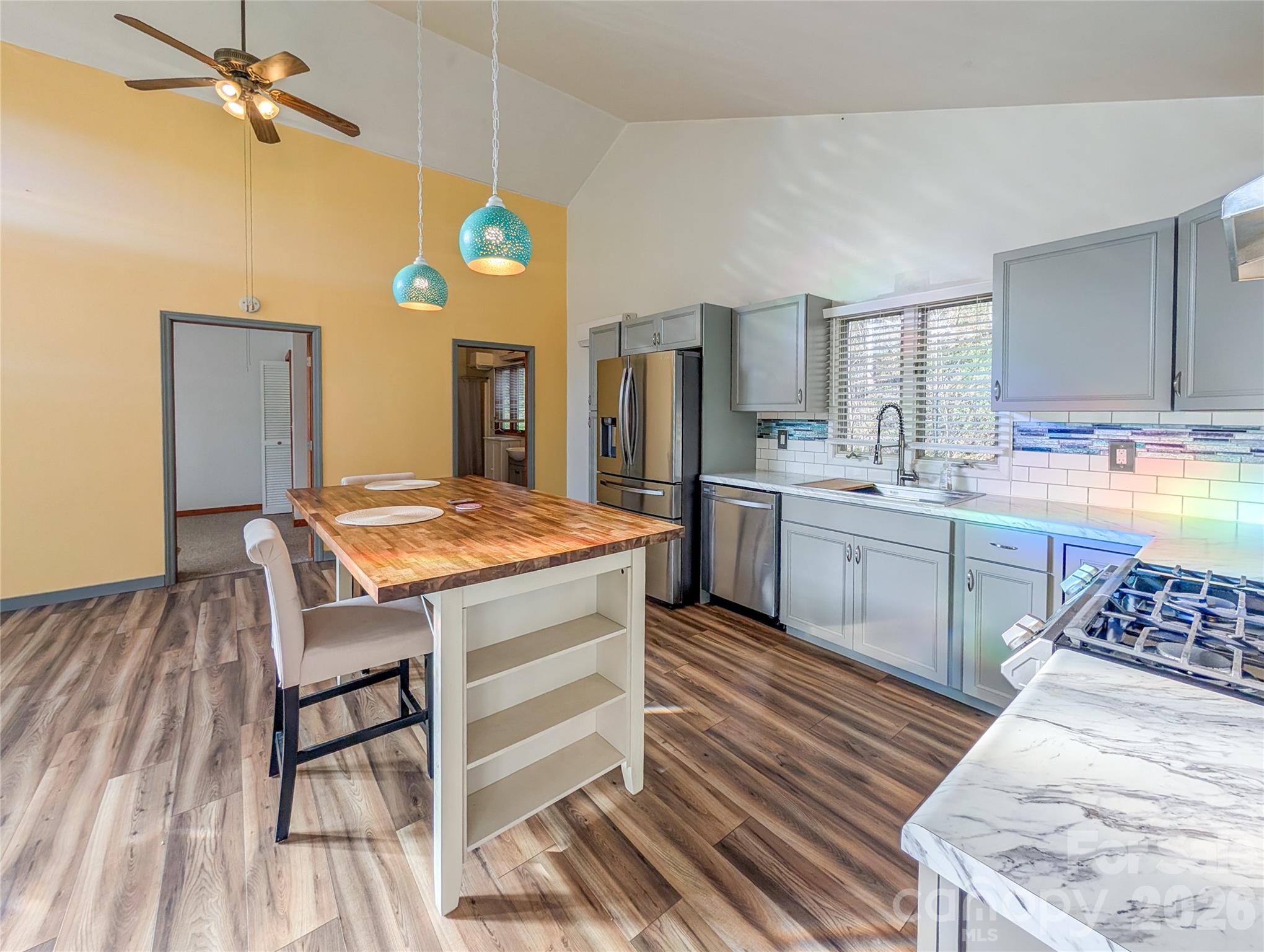 65 Happy Hollow Road Green Mountain NC 28740