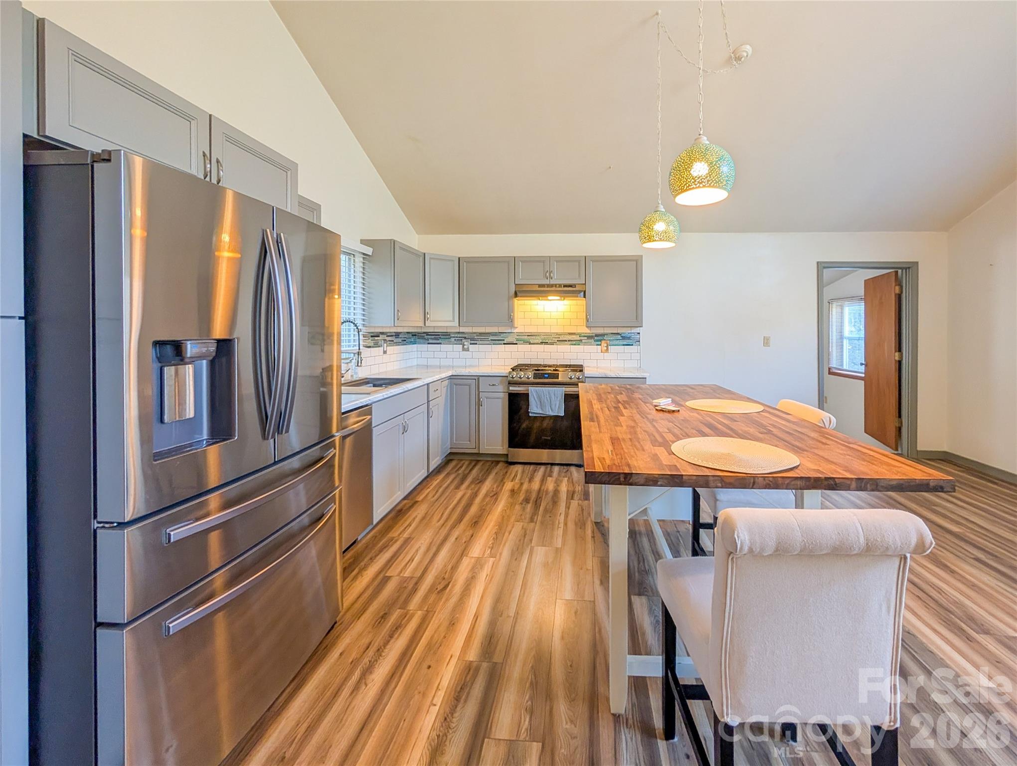65 Happy Hollow Road Green Mountain NC 28740