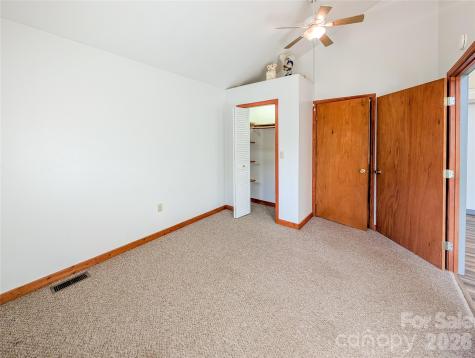 65 Happy Hollow Road Green Mountain NC 28740