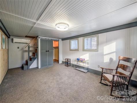 65 Happy Hollow Road Green Mountain NC 28740
