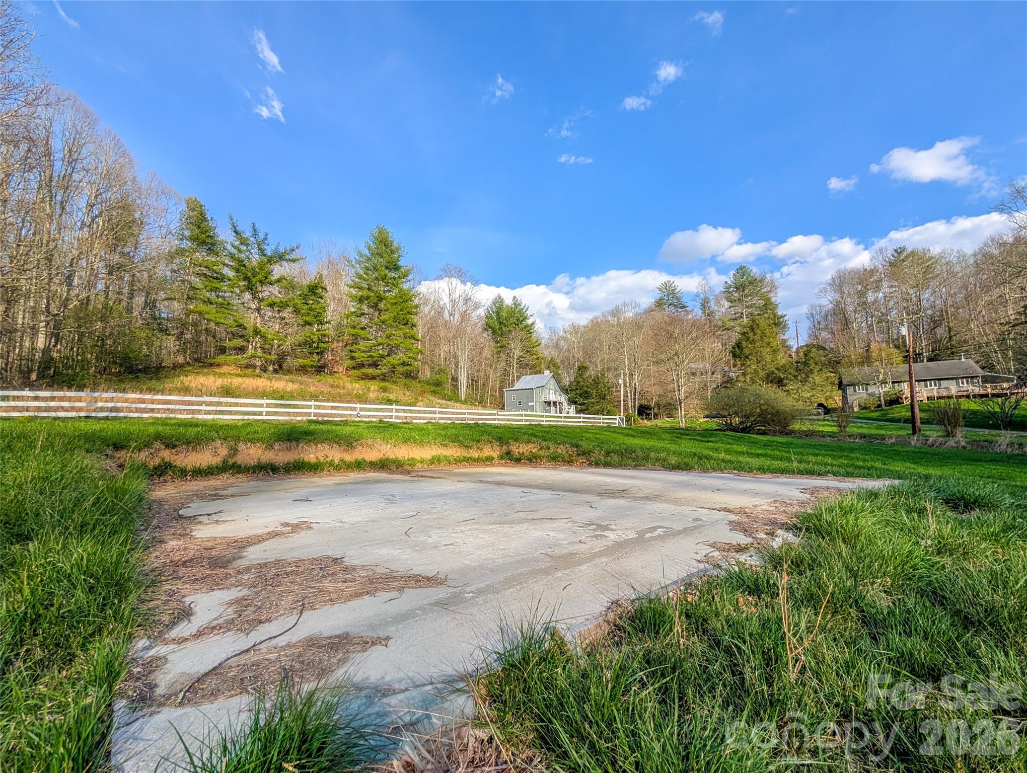 65 Happy Hollow Road Green Mountain NC 28740