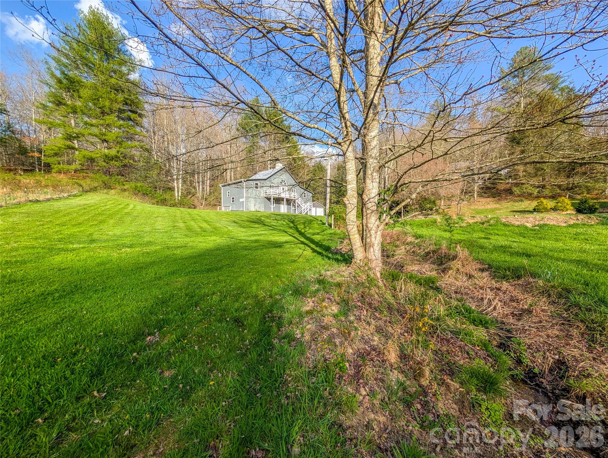 65 Happy Hollow Road Green Mountain NC 28740