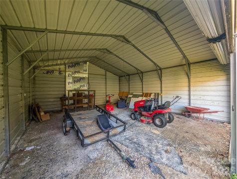 65 Happy Hollow Road Green Mountain NC 28740