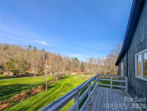65 Happy Hollow Road Green Mountain NC 28740