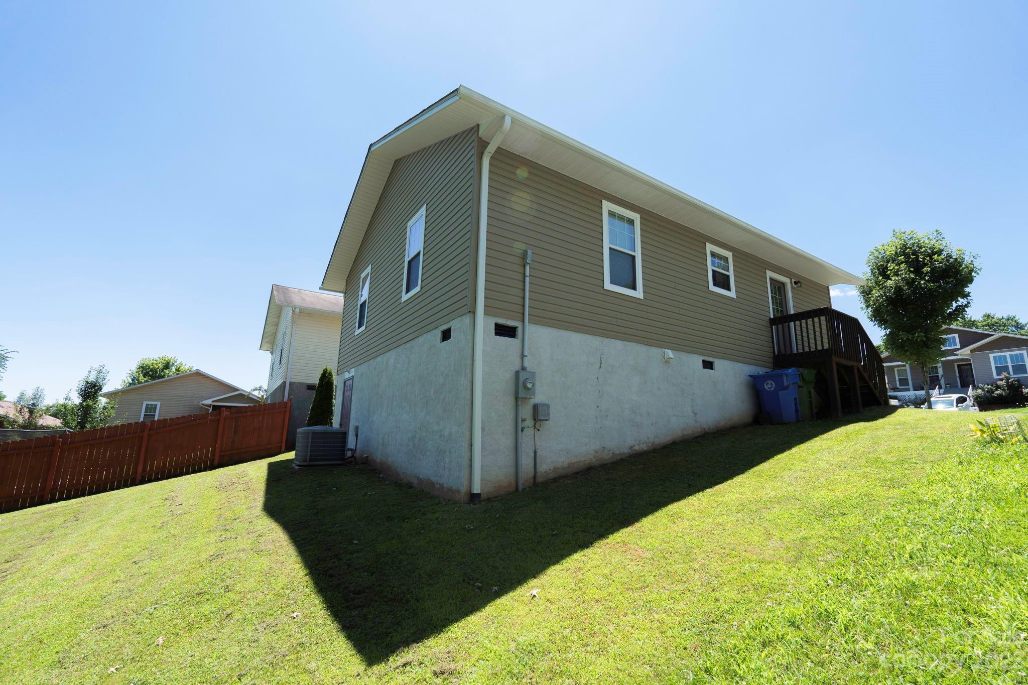 9 Trellis Court Asheville NC 28806