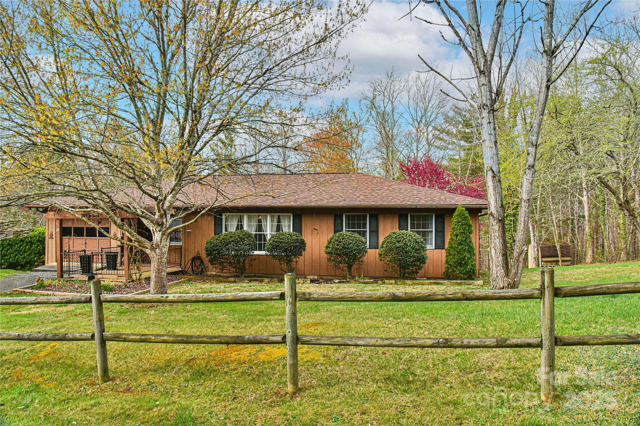25 Red Oak Lane Alexander NC 28701