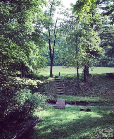 1359 Chestnut Grove Road Spruce Pine NC 28777