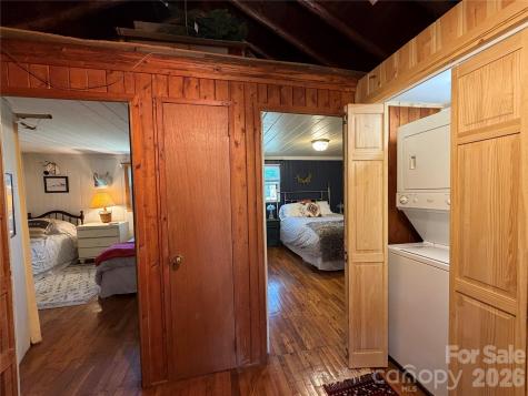 1359 Chestnut Grove Road Spruce Pine NC 28777