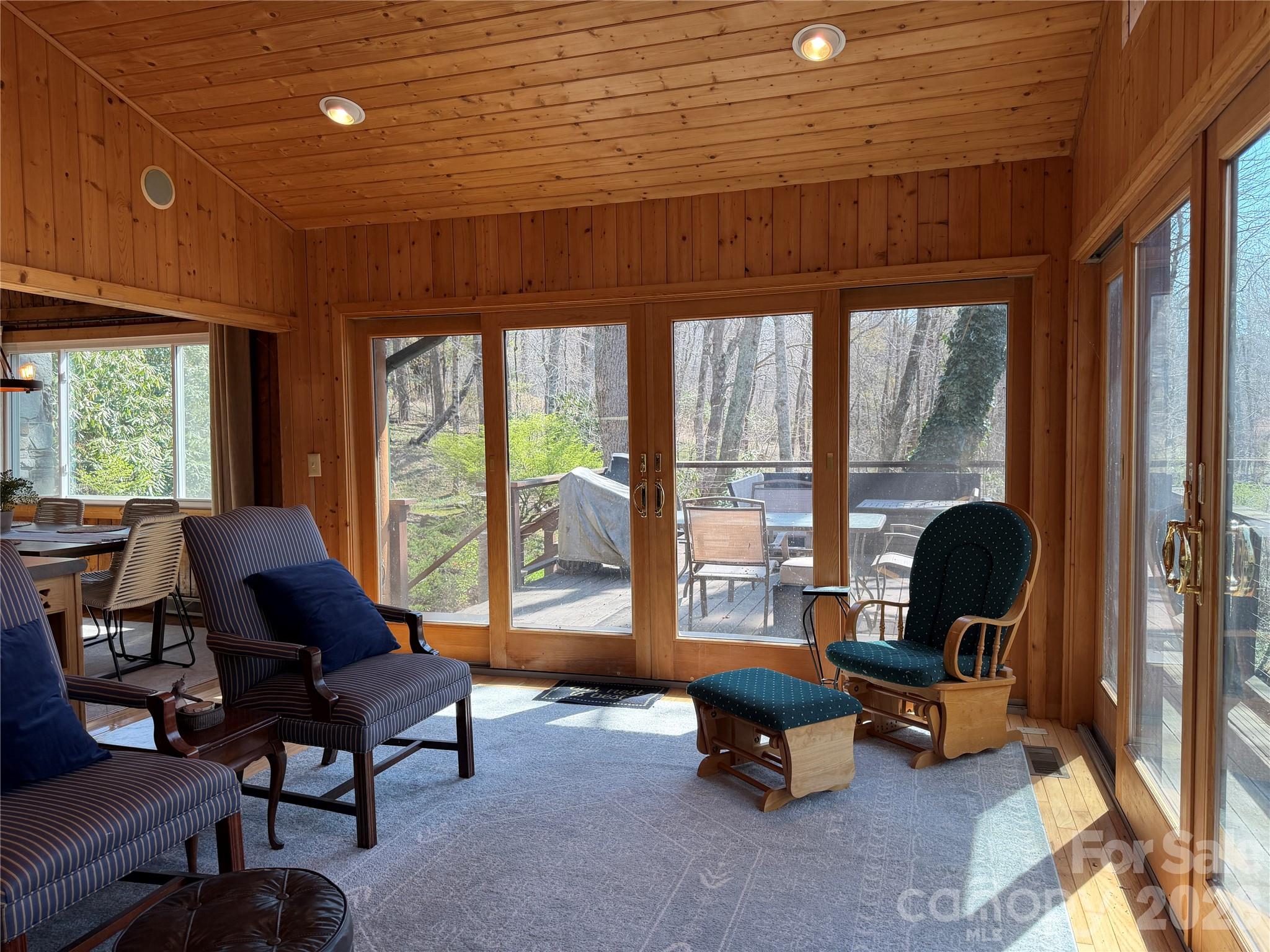 1359 Chestnut Grove Road Spruce Pine NC 28777