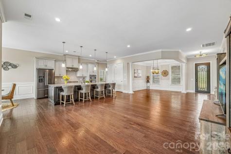 14503 Crest Court Charlotte NC 28278