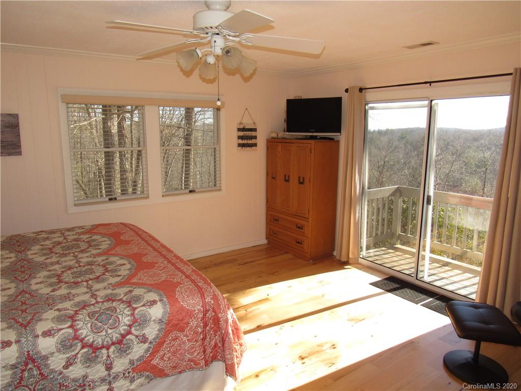 47 Thunderbird Lane Lake Toxaway NC 28747
