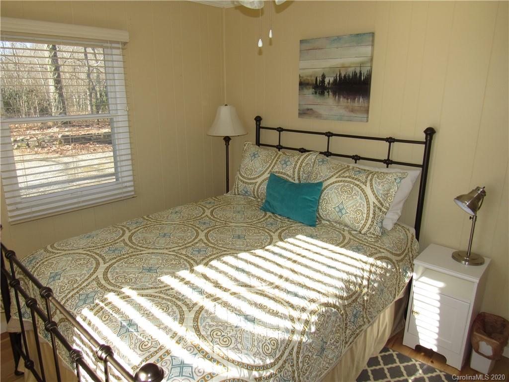 47 Thunderbird Lane Lake Toxaway NC 28747
