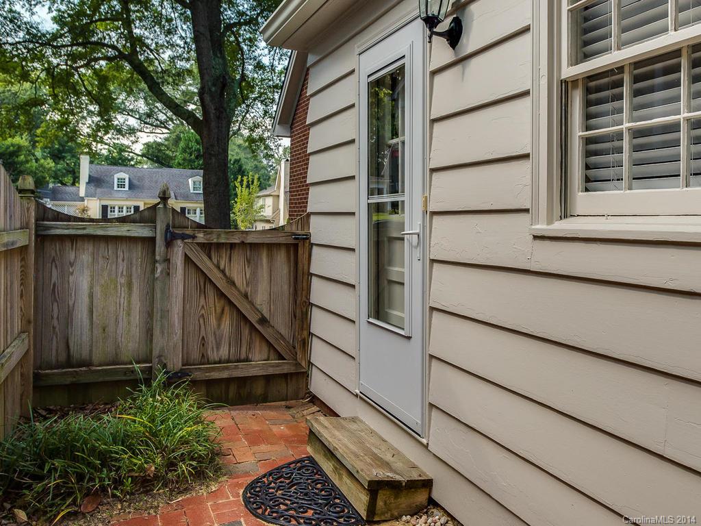 226 Tranquil Avenue Charlotte NC 28209